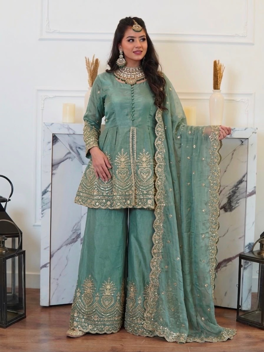 Women’s Indian Silk Designer Mirror  Embroidery Sequin Work Kurta Plazzo set-M - Picture 3 of 12